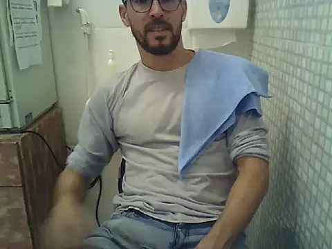 pdasgyn online show from September 29, 2025, 1:38 pm