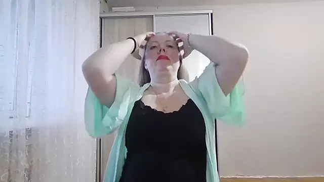 Irina3718 online show from March 14, 2025, 3:58 pm