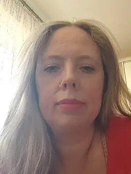 Irina3718 online show from September 9, 2025, 1:54 pm