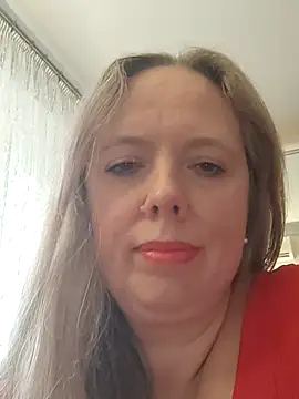 Irina3718 online show from October 15, 2025, 1:22 pm