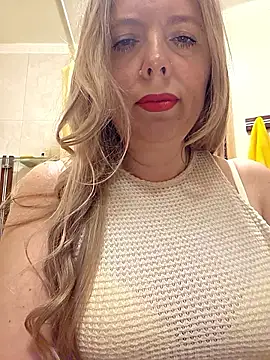 Irina3718 online show from June 19, 2026, 10:30 am