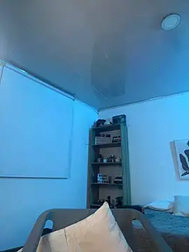 Soy mangx online show from September 25, 2025, 4:05 am