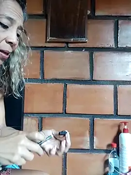 Snapshot of Lady_Lolla11 chatting on October 12, 2025, 3:44 pm Lady Lolla11 online show from October 12, 2025, 3:44 pm