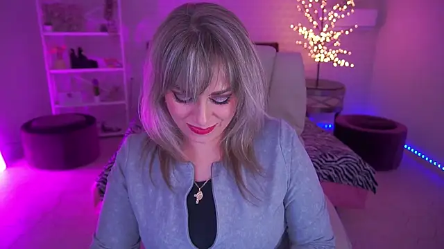 CandyLadyyy online show from April 30, 2026, 8:57 pm