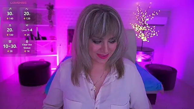 CandyLadyyy online show from May 21, 2026, 7:54 pm