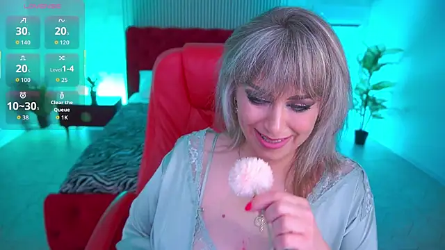 CandyLadyyy online show from June 25, 2026, 9:08 pm