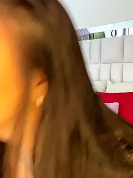 Snapshot of LunaCandy_ chatting on October 29, 2025, 2:52 pm LunaCandy online show from October 29, 2025, 2:52 pm