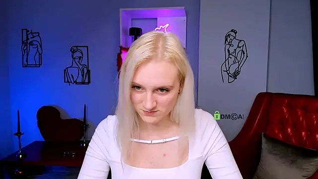 madam uliis online show from March 12, 2025, 3:29 pm