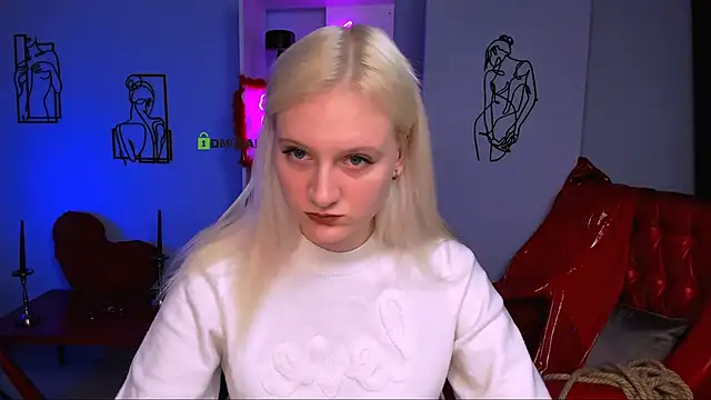 madam uliis online show from March 14, 2025, 8:42 am