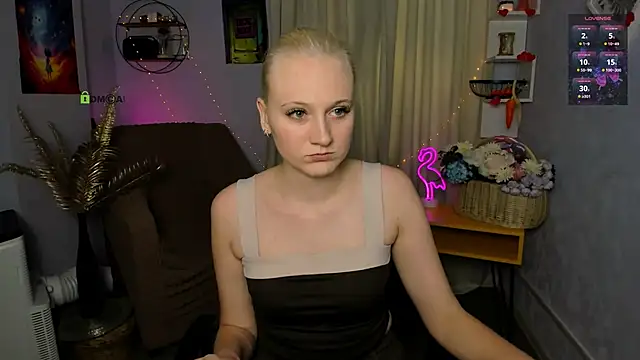 madam uliis online show from May 28, 2026, 1:41 pm