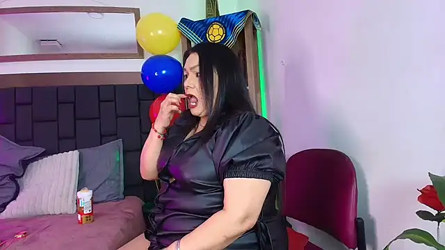 EllenaBoobs  online show from July 3, 2026, 3:35 am