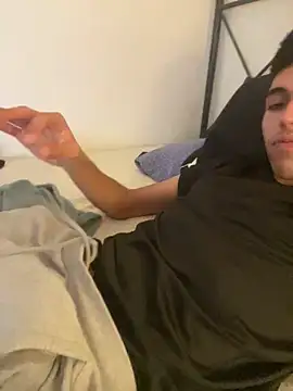 guarrillo21 online show from March 18, 2026, 5:05 pm