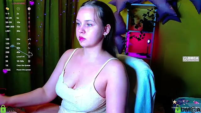 Lilysweet13 online show from July 9, 2026, 7:40 pm