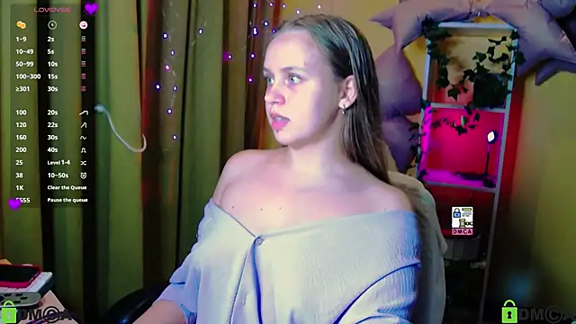 Lilysweet13 online show from July 10, 2026, 7:27 pm