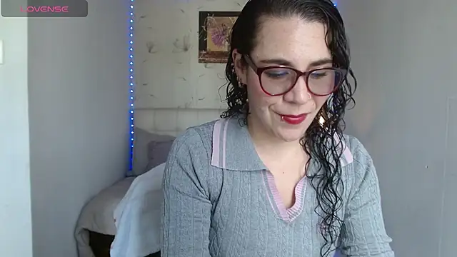 mia velvet1 online show from June 7, 2026, 1:59 pm