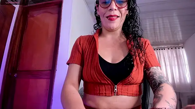 mia velvet1 online show from June 22, 2026, 4:04 pm