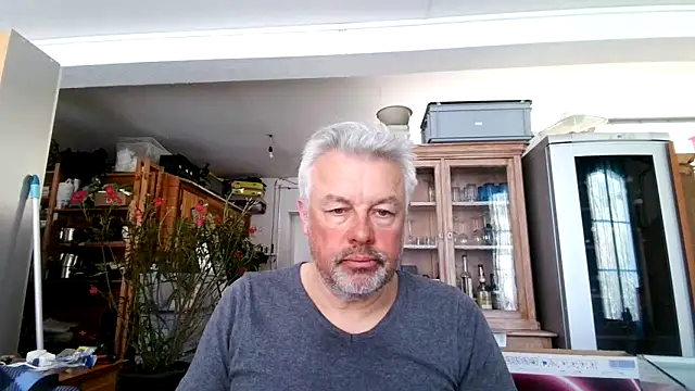 Berg Boy online show from March 11, 2025, 11:23 am