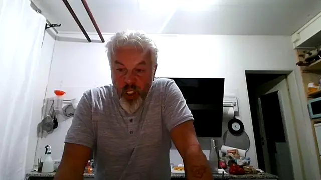 Berg Boy online show from June 1, 2026, 3:30 am