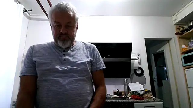 Berg Boy online show from June 4, 2026, 3:45 am