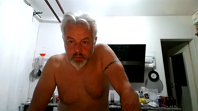 Berg Boy online show from July 8, 2026, 10:36 pm