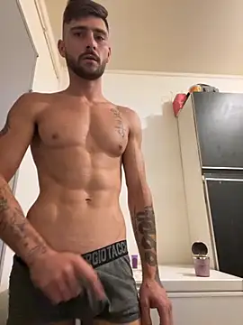 Hugo34bg online show from September 10, 2025, 4:01 am