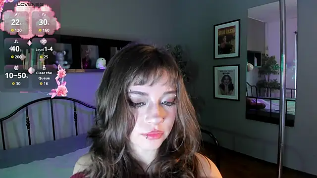 Snapshot of Miyuki_wolf chatting on January 13, 2026, 8:47 pm Miyuki wolf online show from January 13, 2026, 8:47 pm