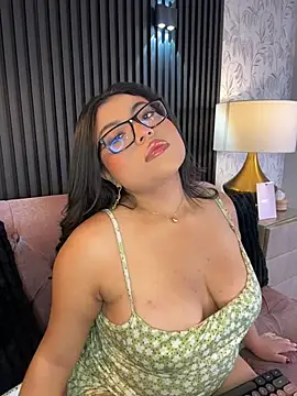 Alexa Madisson online show from March 16, 2026, 8:35 pm