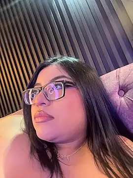 Snapshot of Alexa_Madisson chatting on July 28, 2026, 8:52 pm Alexa Madisson online show from July 28, 2026, 8:52 pm