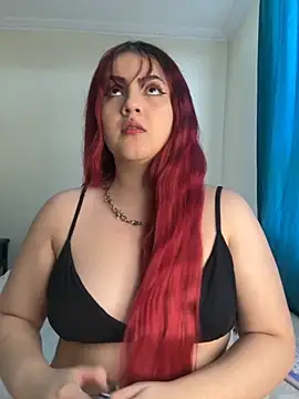 Ivelleee  online show from October 10, 2025, 7:57 pm