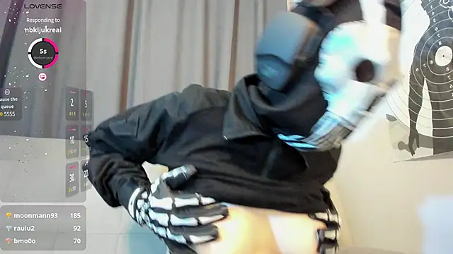 Snapshot of cos_operator chatting on March 16, 2025, 6:23 pm cos operator online show from March 16, 2025, 6:23 pm