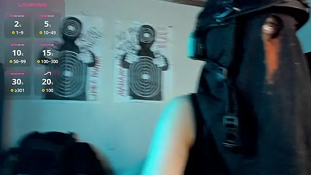 Snapshot of cos_operator chatting on September 13, 2025, 7:35 pm cos operator online show from September 13, 2025, 7:35 pm