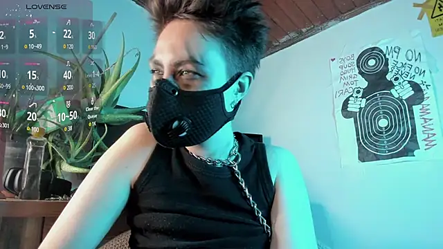 Snapshot of cos_operator chatting on September 29, 2025, 6:57 pm cos operator online show from September 29, 2025, 6:57 pm