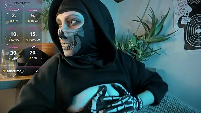 Snapshot of cos_operator chatting on October 9, 2025, 6:39 pm cos operator online show from October 9, 2025, 6:39 pm