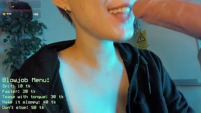 Snapshot of cos_operator chatting on May 13, 2026, 7:55 pm cos operator online show from May 13, 2026, 7:55 pm