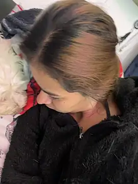 Lili firek online show from March 12, 2025, 3:46 am