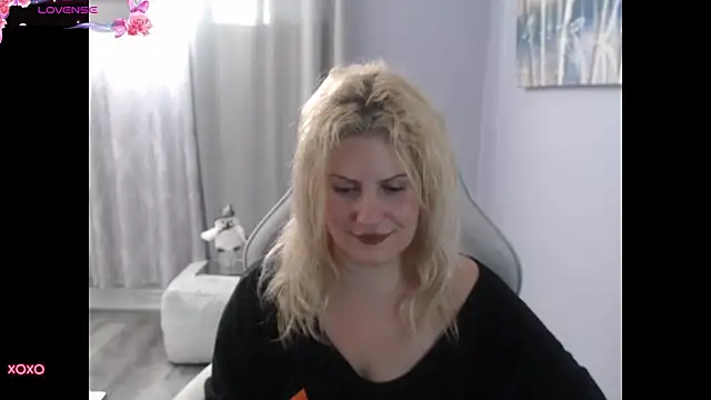 BellaStar84 online show from September 26, 2025, 1:04 pm