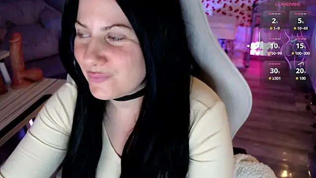 Snapshot of BellaStar84 chatting on June 4, 2026, 5:57 am BellaStar84 online show from June 4, 2026, 5:57 am