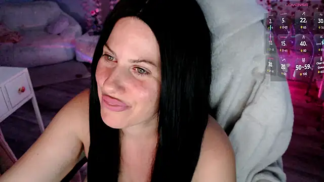 Snapshot of BellaStar84 chatting on July 13, 2026, 10:23 pm BellaStar84 online show from July 13, 2026, 10:23 pm