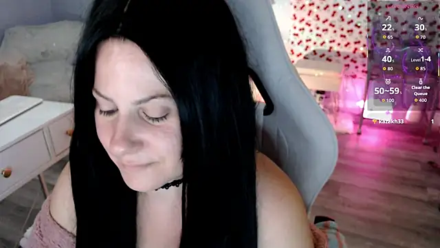 Snapshot of BellaStar84 chatting on July 22, 2026, 8:28 am BellaStar84 online show from July 22, 2026, 8:28 am
