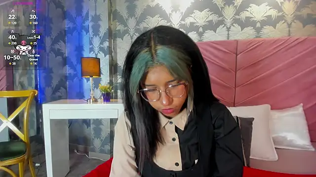 Snapshot of Karin_Ks chatting on November 19, 2025, 7:36 pm Karin Ks online show from November 19, 2025, 7:36 pm