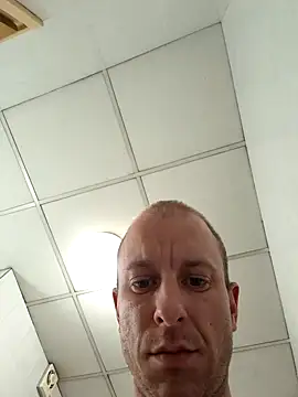 Snapshot of svenpfeifer chatting on March 19, 2025, 1:40 pm svenpfeifer online show from March 19, 2025, 1:40 pm