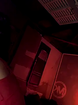 Snapshot of 2brokegirlz chatting on December 15, 2025, 7:34 am 2brokegirlz online show from December 15, 2025, 7:34 am