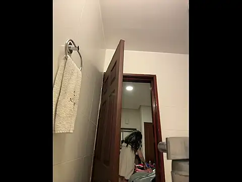 LoganPeny online show from January 7, 2026, 10:56 pm