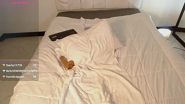 noirgoddes  online show from March 16, 2025, 6:23 pm