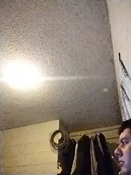 Snapshot of Riverict0r chatting on February 9, 2026, 1:42 am Riverict0r online show from February 9, 2026, 1:42 am