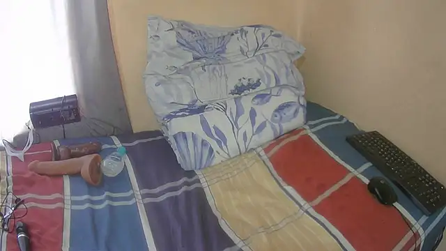 XhosaBoobs4U online show from November 15, 2025, 6:44 am