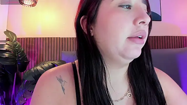 MelinaCruz online show from April 24, 2026, 10:56 pm