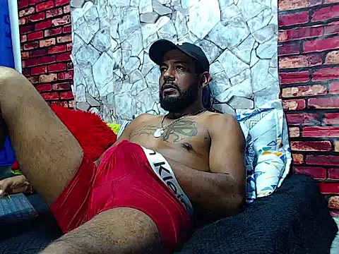 Snapshot of BladeFoxxx1 chatting on July 28, 2026, 2:51 am BladeFoxxx1 online show from July 28, 2026, 2:51 am