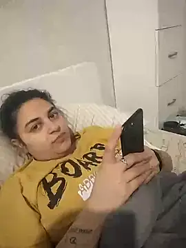 Veramaia online show from March 14, 2025, 1:57 pm