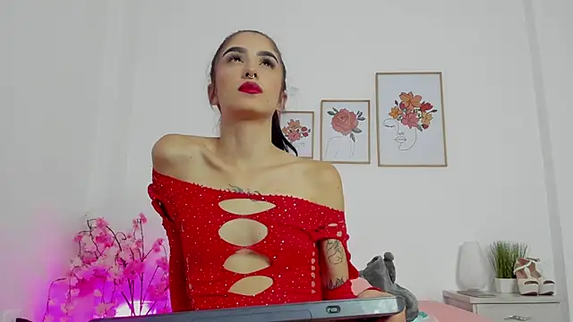 Snapshot of alana_111 chatting on October 11, 2025, 2:55 am alana 111 online show from October 11, 2025, 2:55 am